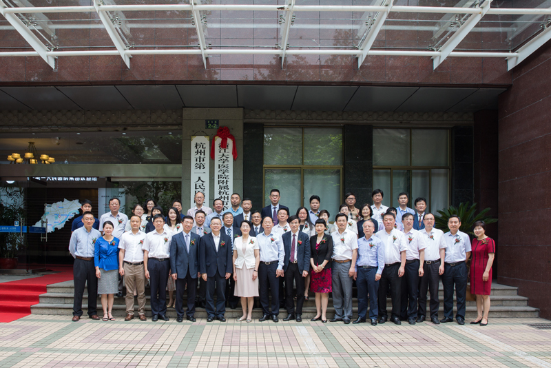 1528356958103999.jpg J91C3857.jpg